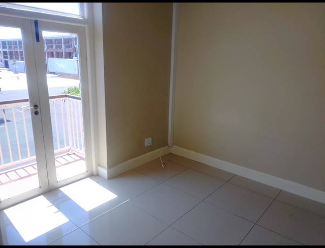 2 BEDROOM APARTMENT TO LET IN POINT WATERFRONT
